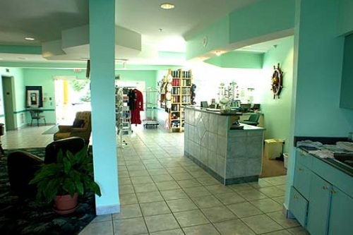 QUARTERDECK INN&MARINA RESORT 007
